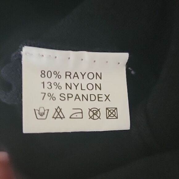 Mock neck sweater with cut outs - Picture 4 of 5